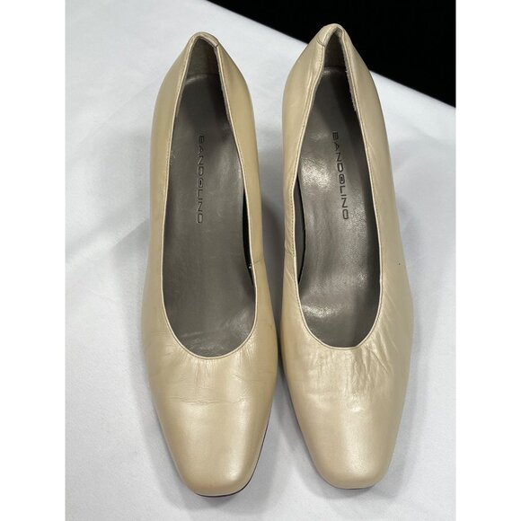 Vintage Bandolino SKU 231 Beige Leather Block Heel Pumps Size 7.5 - Picture 7 of 10